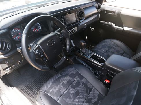 Used 2021 Toyota Tacoma SR w/ SR Convenience Package RWD image 6