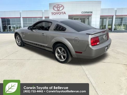 Used 2009 Ford Mustang Premium image 3