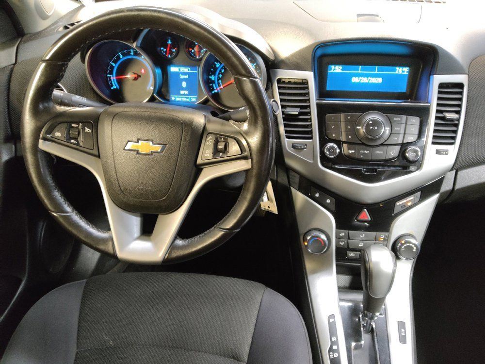 Used 2014 Chevrolet Cruze LT FWD image 22