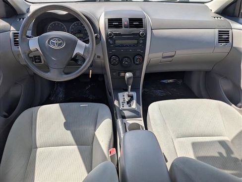 Used 2010 Toyota Corolla LE FWD image 15