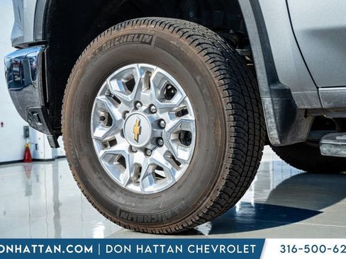 Used 2025 Chevrolet Silverado 3500 LT w/ Safety Package image 37
