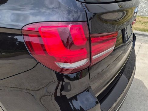 Used 2016 BMW X5 xDrive50i AWD/4WD image 21
