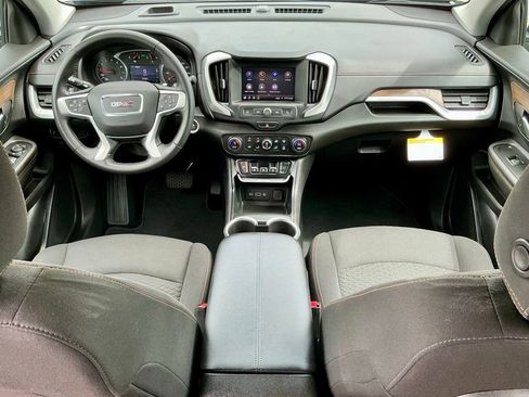 Used 2021 GMC Terrain SLE w/ Driver Convenience Package FWD image 33
