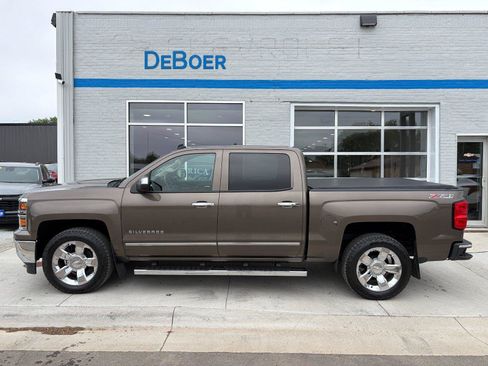 Used 2014 Chevrolet Silverado 1500 LTZ Z71 w/ LTZ Plus Package AWD/4WD image 2