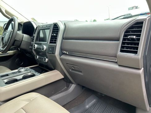 Used 2020 Ford Expedition XLT w/ Equipment Group 202A image 17