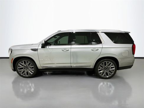 Used 2025 GMC Yukon Denali Ultimate image 4