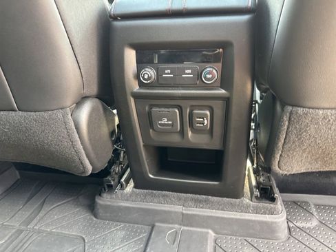 Used 2023 Chevrolet Traverse RS w/ LPO, Floor Liner Package AWD/4WD image 14