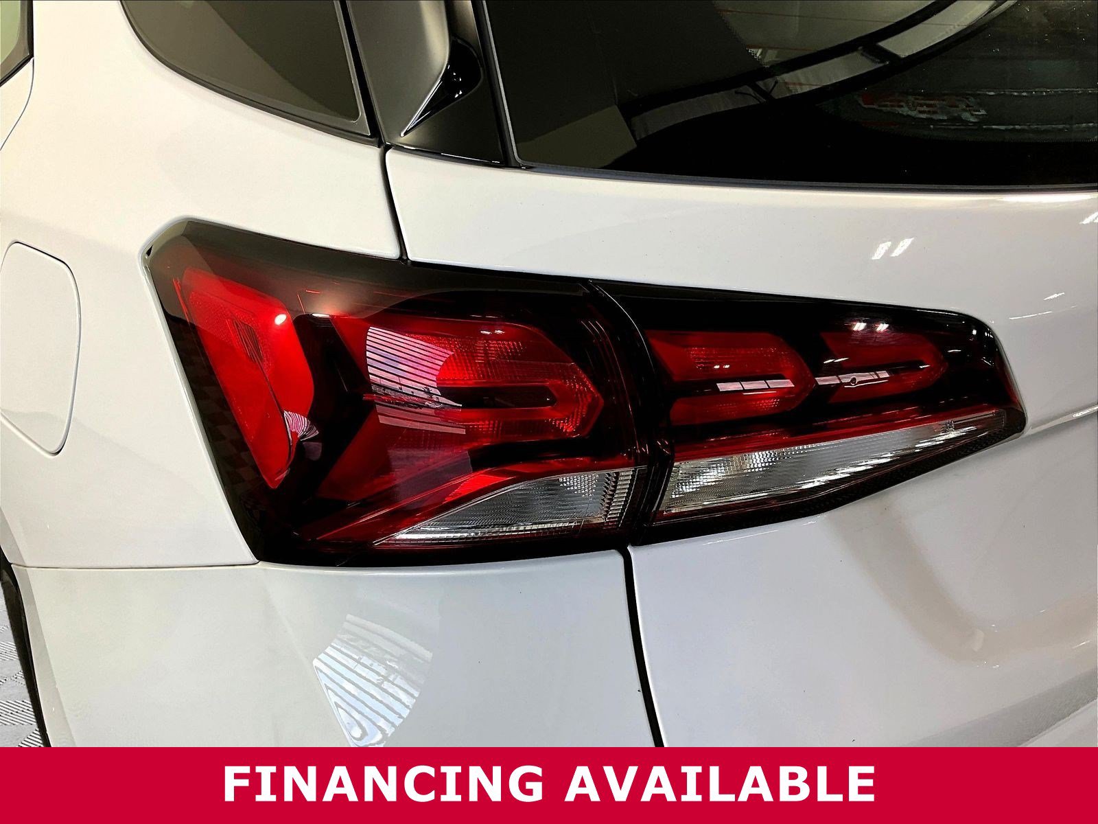 Used 2023 Chevrolet Equinox LS FWD image 22