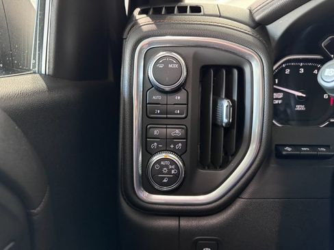 Used 2021 GMC Sierra 1500 AT4 w/ AT4 Value Package AWD/4WD image 27