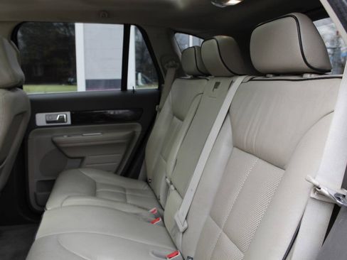 Used 2008 Lincoln MKX AWD image 35