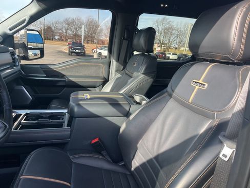 Used 2024 Ford F350 Platinum image 6