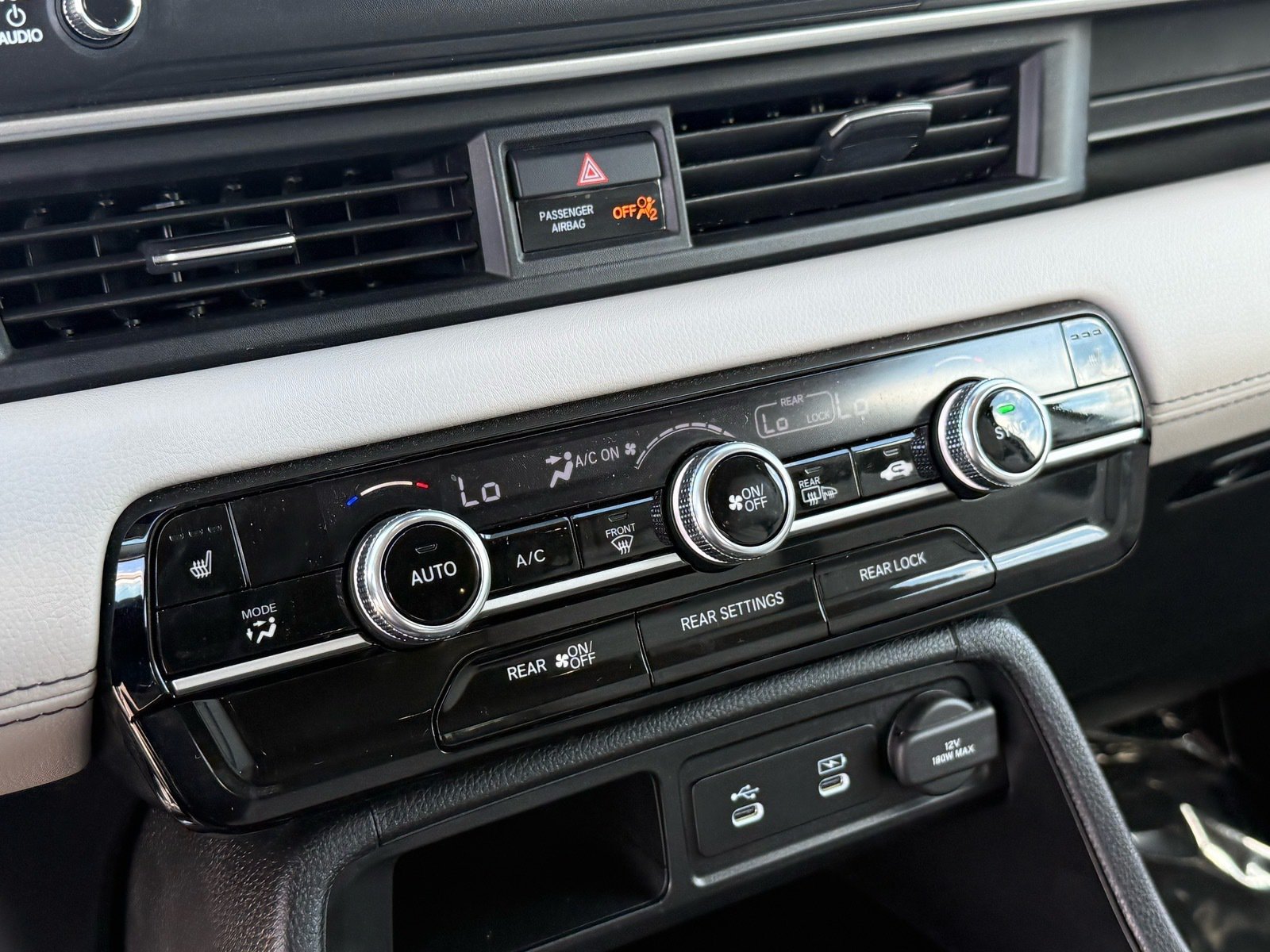 Used 2026 Honda Pilot Touring image 23