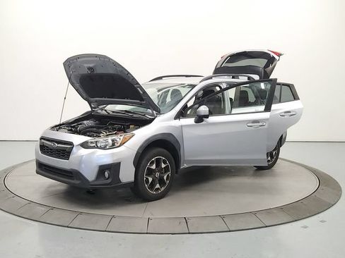 Used 2018 Subaru Crosstrek 2.0i Premium AWD/4WD image 12