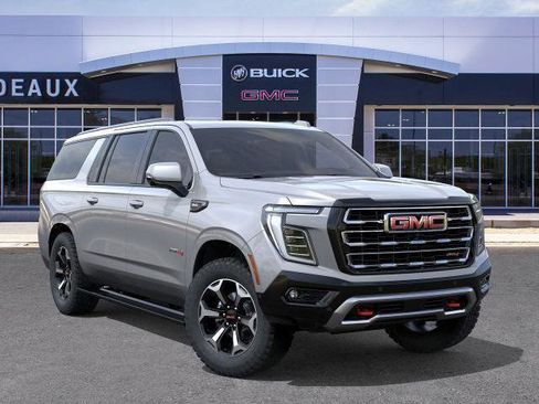 New 2026 GMC Yukon XL AT4 w/ AT4 Premium Package image 31