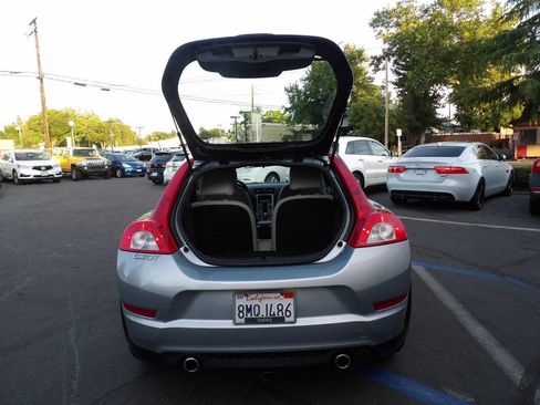 Used 2013 Volvo C30 FWD image 11