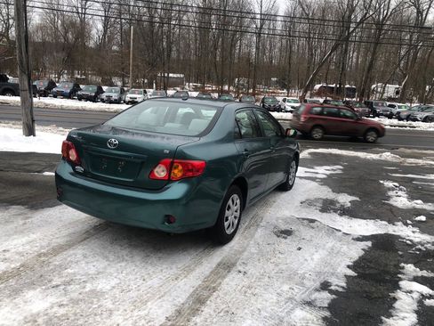 Used 2009 Toyota Corolla LE FWD image 5