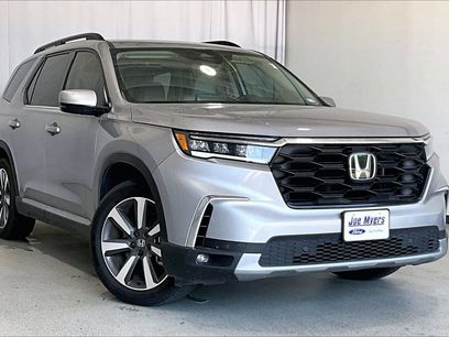 Used 2025 Honda Pilot Touring