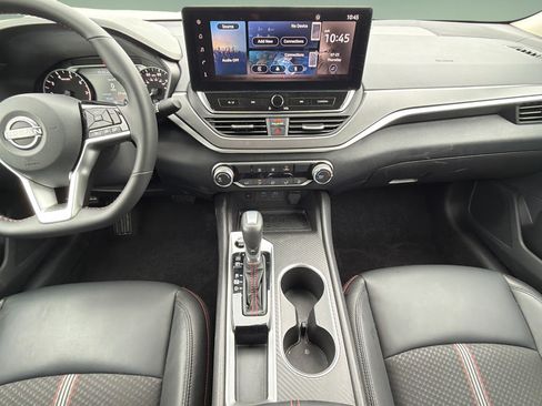 Certified 2026 Nissan Altima 2.5 SR FWD image 8
