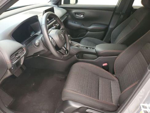 Certified 2025 Honda HR-V Sport image 17