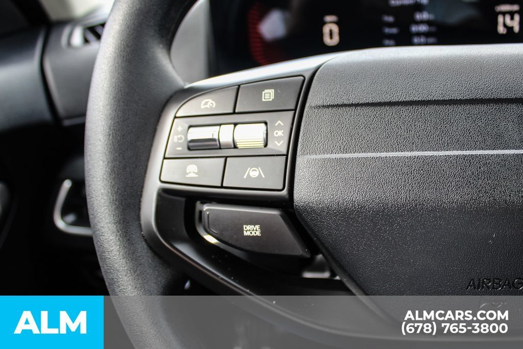 Used 2025 Kia K4 FWD image 24