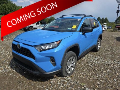 Used 2019 Toyota RAV4 LE AWD/4WD image 1