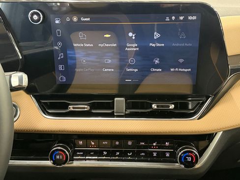 New 2026 Chevrolet Equinox ACTIV w/ Convenience Package III AWD/4WD image 19