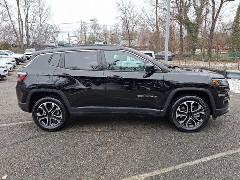 Used 2023 Jeep Compass Limited AWD/4WD image 8