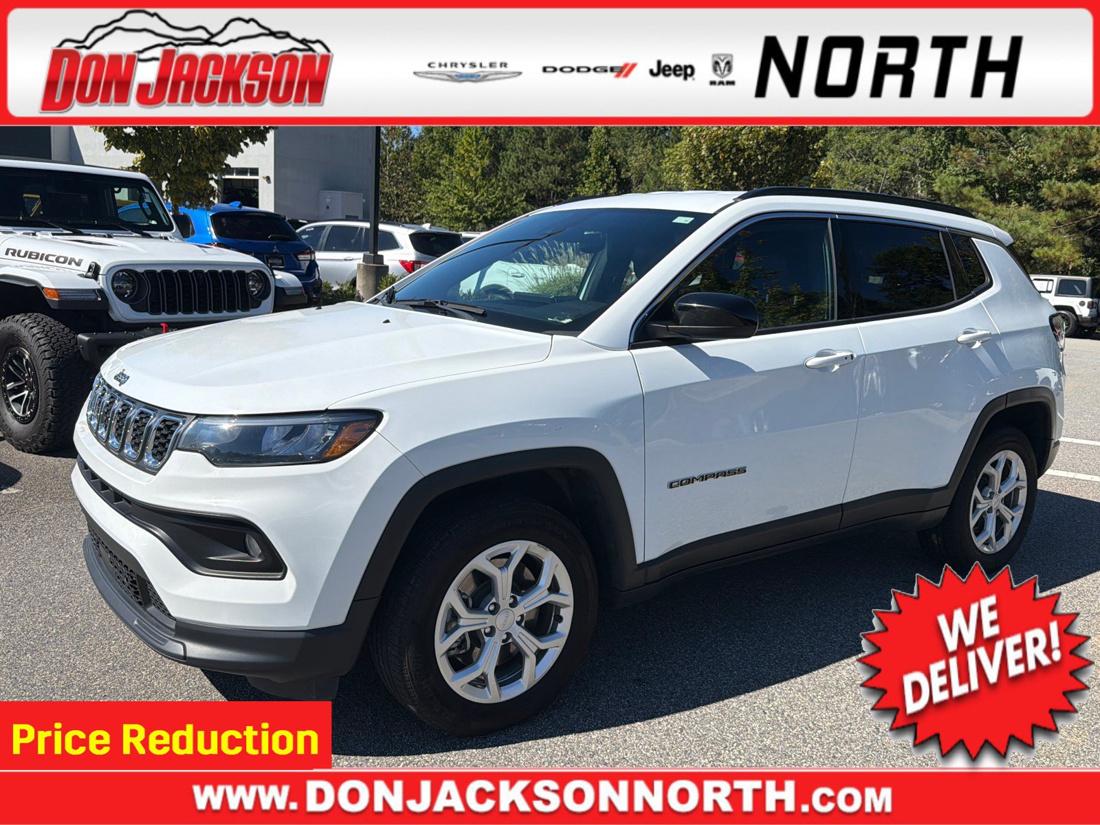 Used 2024 Jeep Compass Latitude AWD/4WD image 1
