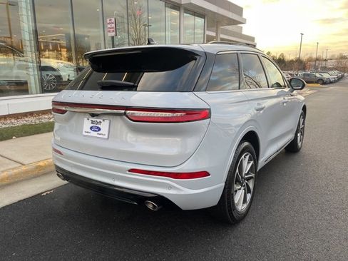 Used 2025 Lincoln Corsair Grand Touring w/ Equipment Group 302A image 8