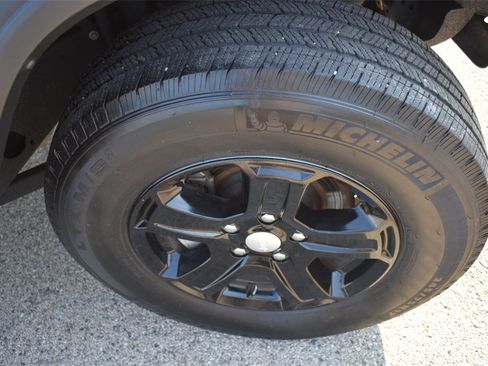 Used 2021 Jeep Wrangler Unlimited Sport image 14