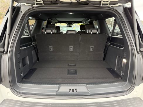 Used 2024 Ford Expedition Max Platinum image 13