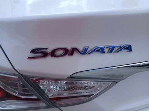 Used 2013 Hyundai Sonata Limited FWD image 12