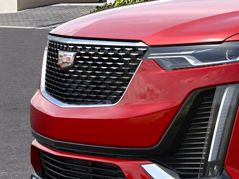 New 2025 Cadillac XT6 Luxury image 13