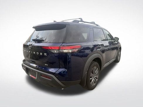 Used 2024 Nissan Pathfinder SV FWD image 7