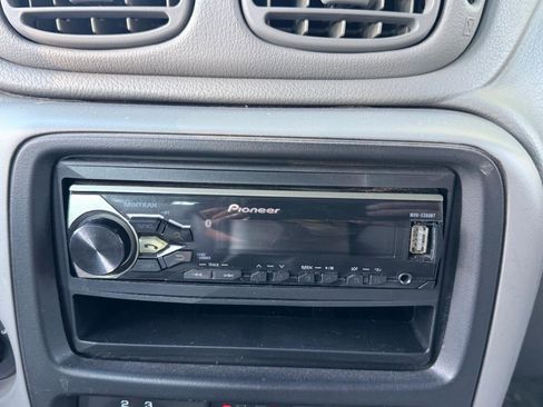 Used 2006 Chevrolet TrailBlazer LS w/ LS Preferred Equipment Group image 18