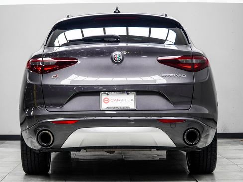Used 2023 Alfa Romeo Stelvio Ti Lusso w/ Quick Order Package 22X Lusso AWD/4WD image 12