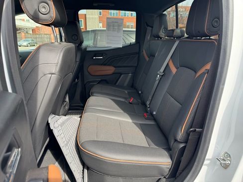 Used 2024 GMC Canyon AT4 image 18