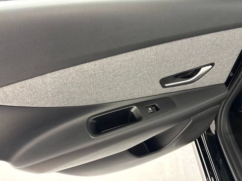 Used 2024 Hyundai Elantra Limited FWD image 20