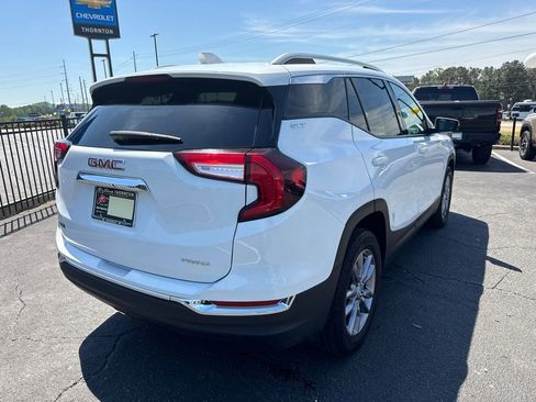 Used 2023 GMC Terrain SLT AWD/4WD image 6