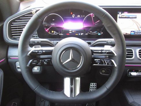 New 2026 Mercedes-Benz GLS 450 4MATIC image 27