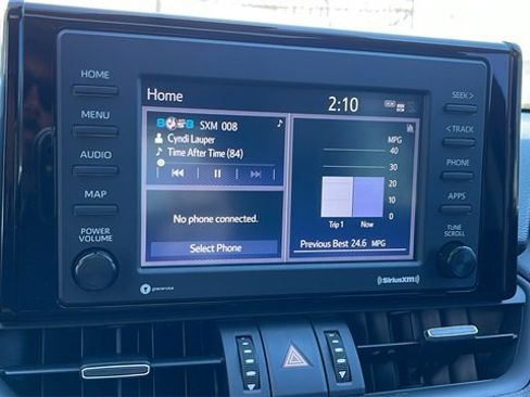 Used 2022 Toyota RAV4 XLE Premium image 19