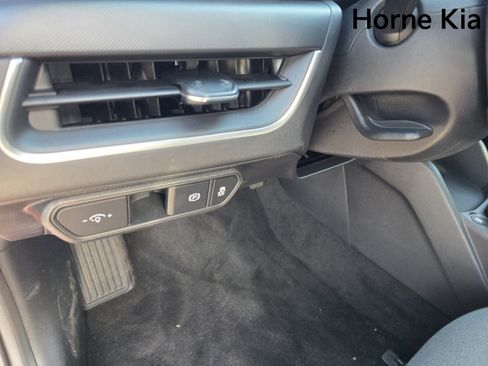 New 2025 Kia K4 LXS image 14