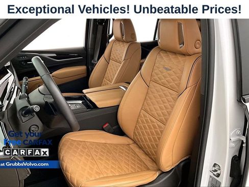 Used 2024 Cadillac Escalade Sport w/ Touring Package AWD/4WD image 34