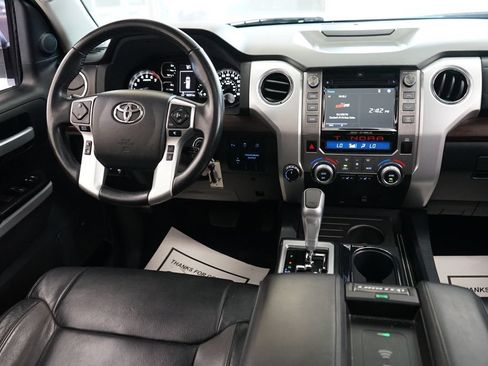 Used 2018 Toyota Tundra Limited w/ Limited Premium Package AWD/4WD image 12