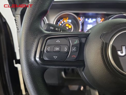Used 2023 Jeep Wrangler Unlimited Sport AWD/4WD image 13