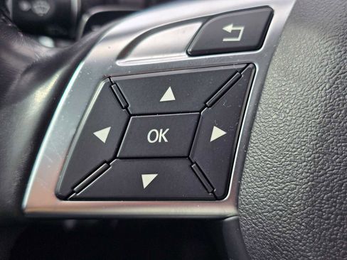 Used 2015 Mercedes-Benz GL 450 GL 450 image 40