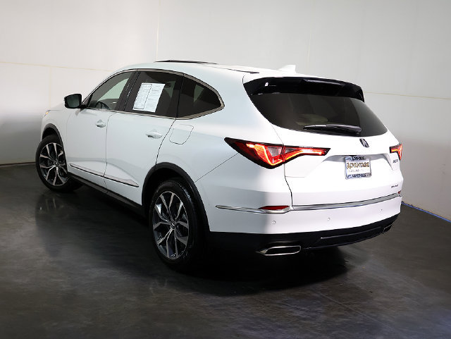 Used 2024 Acura MDX w/ Technology Package AWD/4WD image 2