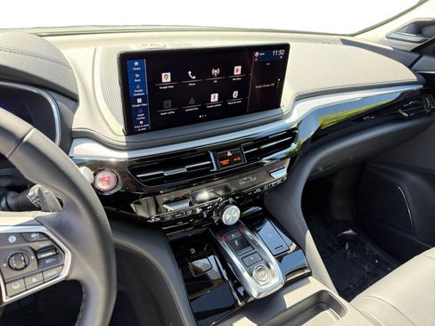 Used 2025 Acura MDX w/ Technology Package image 12