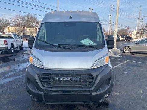 Used 2024 RAM ProMaster 3500 w/ Convenience Group image 2