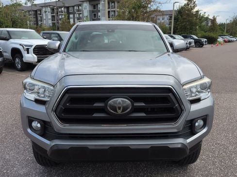 Used 2020 Toyota Tacoma SR5 RWD image 9